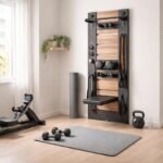 - Kompaktné športové pomôcky efektívne využívajú každý centimeter malého priestoru doma.