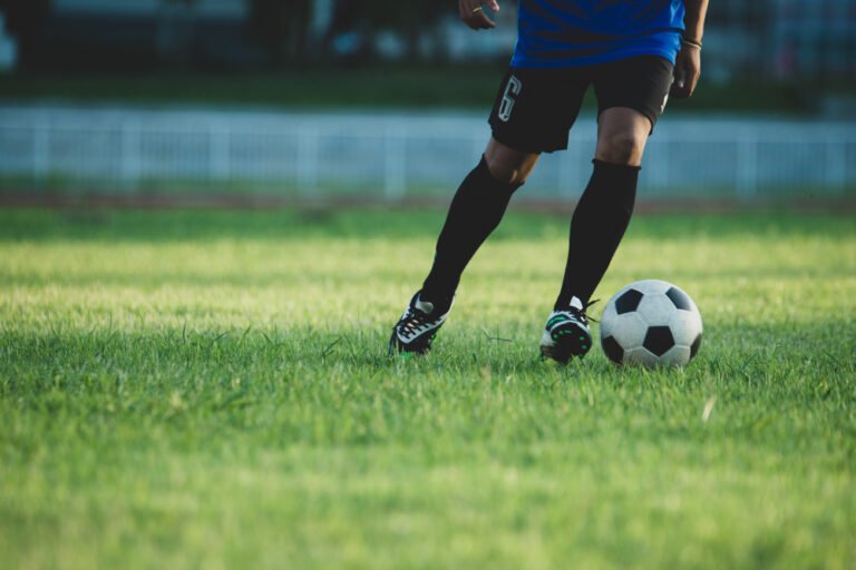 Osemročný Adrián dobýva sociálne siete vášňou pre futbal a brankársky post – aj vďaka produktom z Temu
